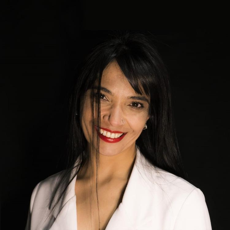 María Cuevas's avatar image