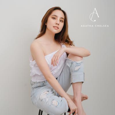 Sudah Sampai Di Sini By Agatha Chelsea's cover