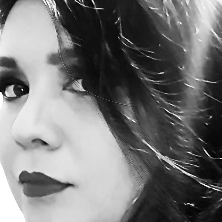 Carol Damasceno's avatar image