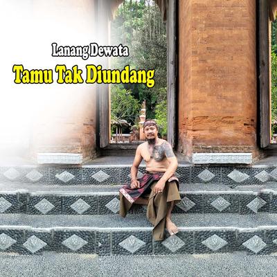 Tamu Tak Diundang's cover