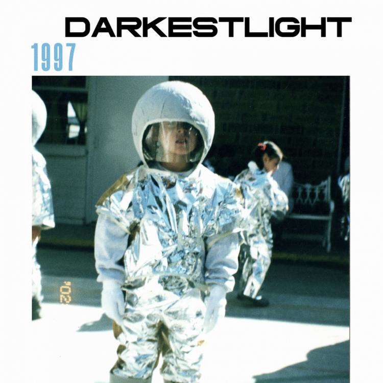 DarkestLight's avatar image