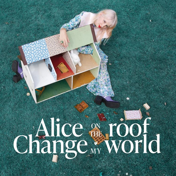 Alice on the roof's avatar image