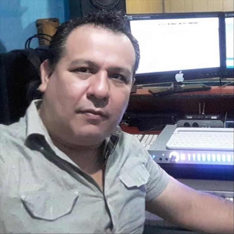 Carlos Flores's avatar image