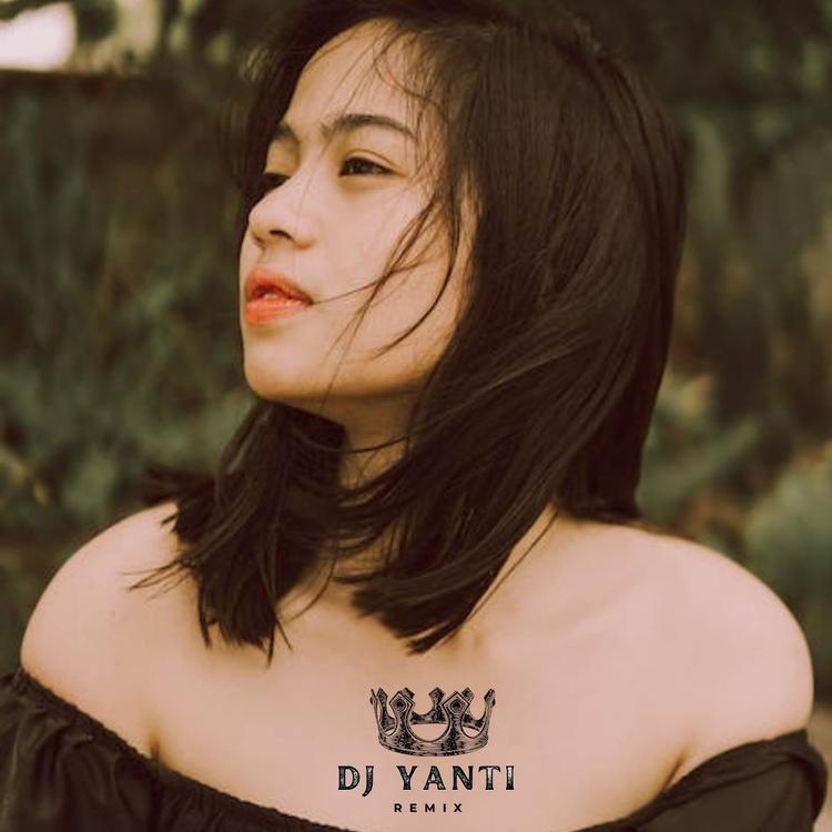 DJ Yanti's avatar image