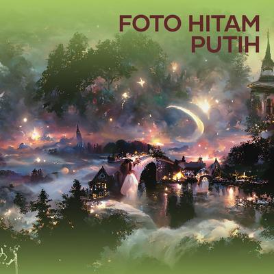 Foto Hitam Putih's cover