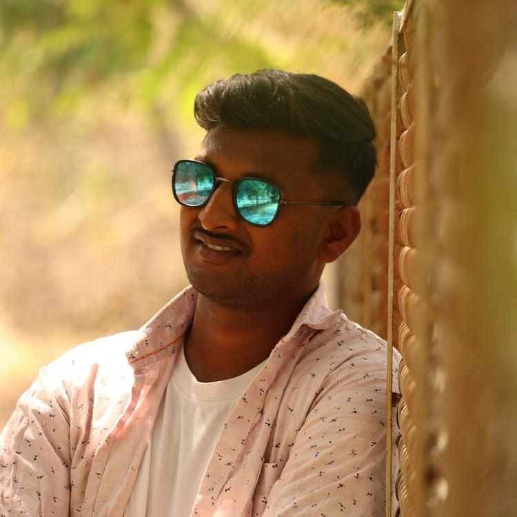 Raj Mungase's avatar image